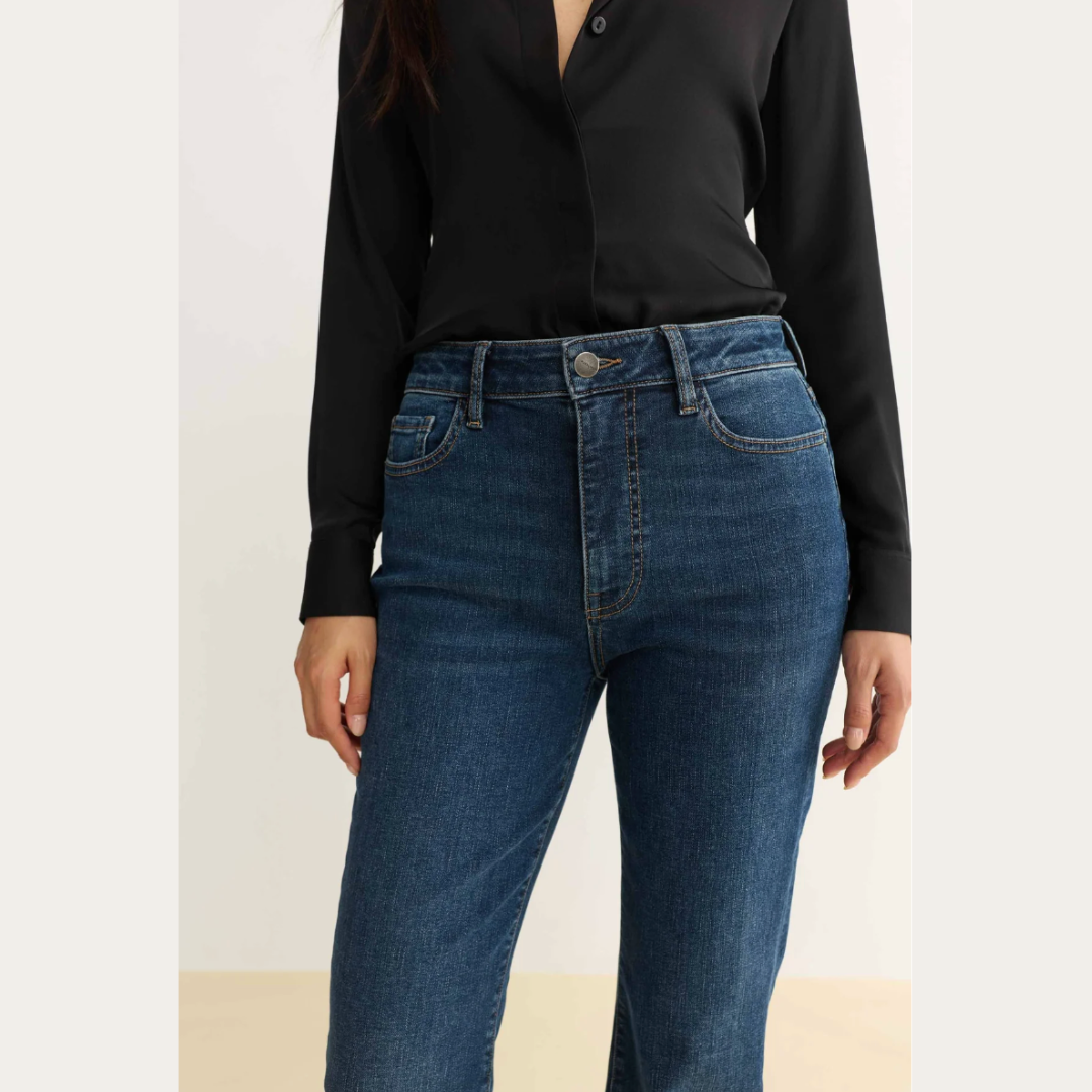 NAO High Rise Bootcut Stretch 31"