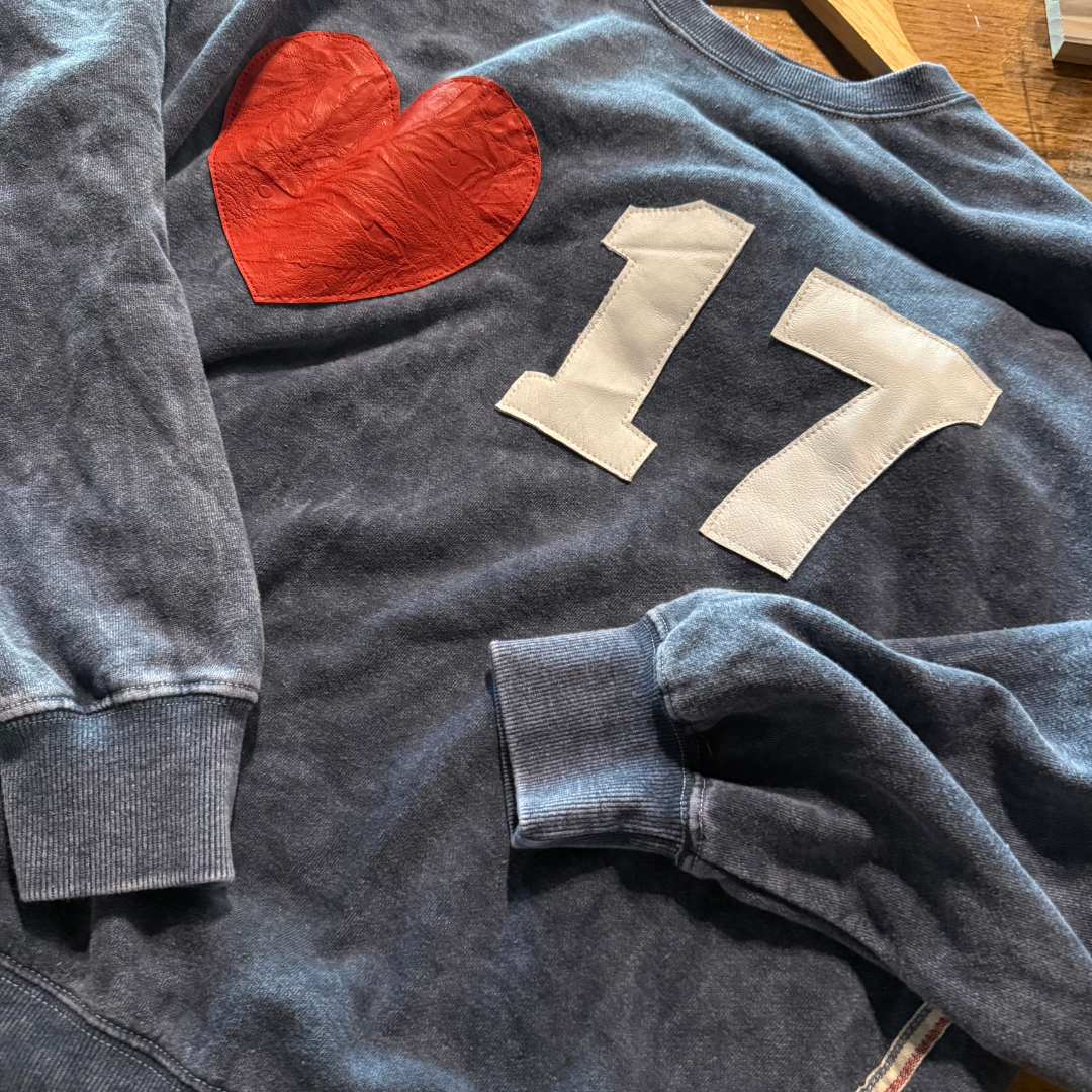 [Heart] 17 Vintage Wash Crew