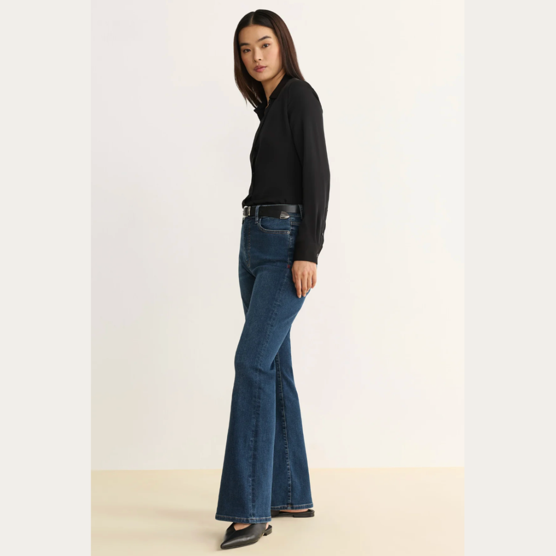 NAO High Rise Bootcut Stretch 31"