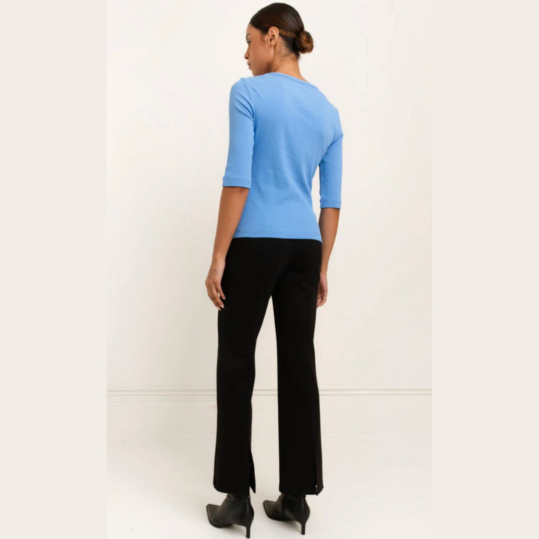 Akari Crew Neck