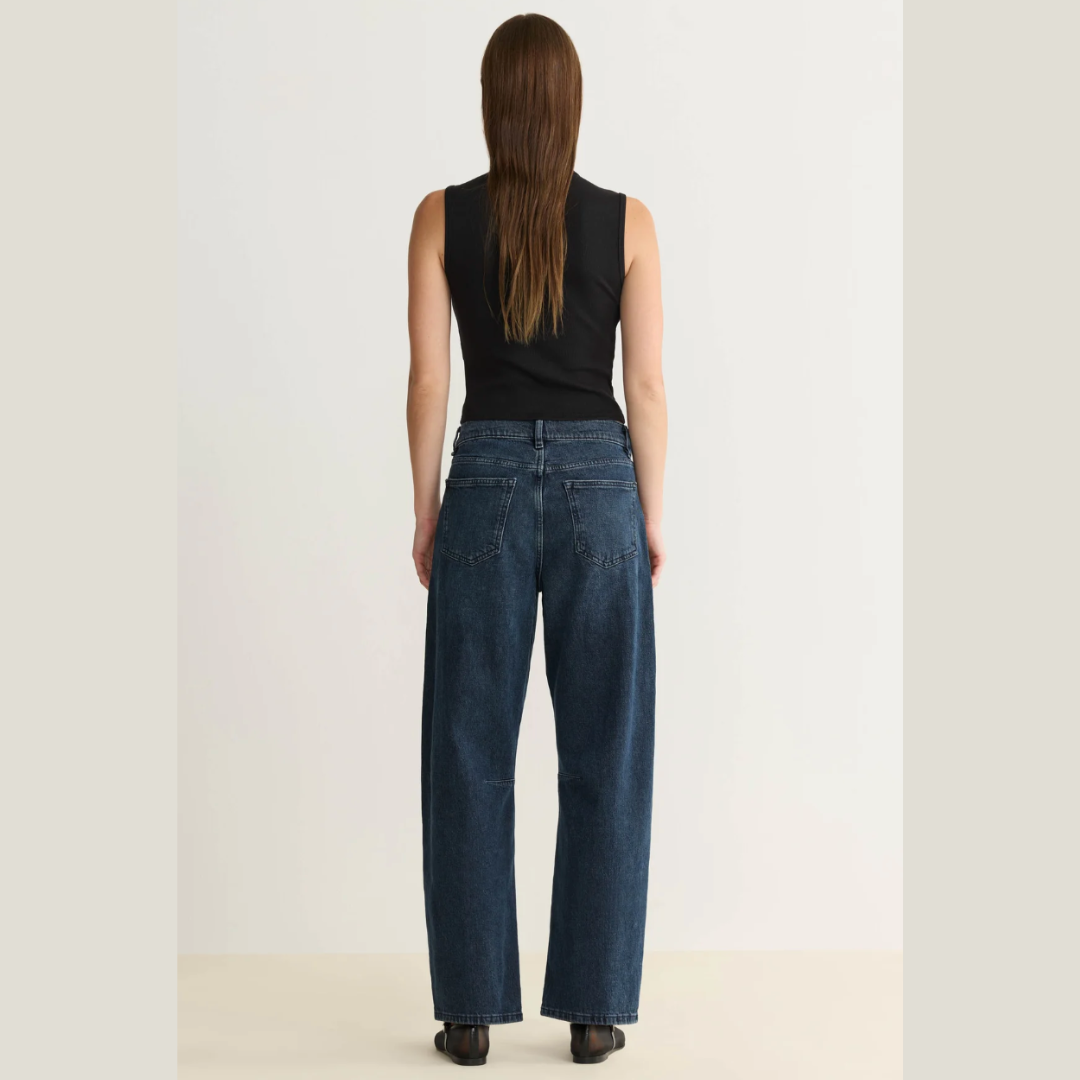 BNA - Saturday Night Soft Curve Barrel Jeans