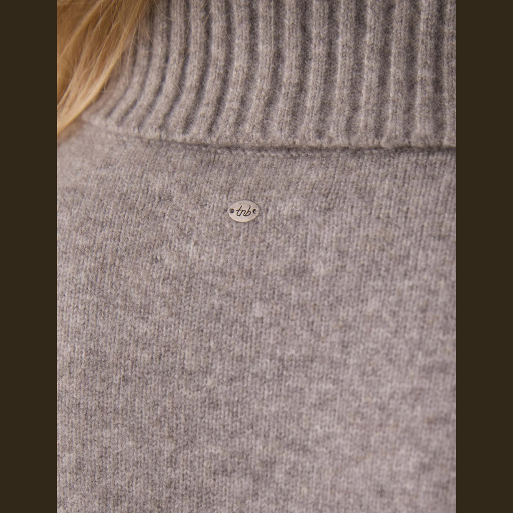 Arvada Hi-Neck Sweater Tank in Heather Grey