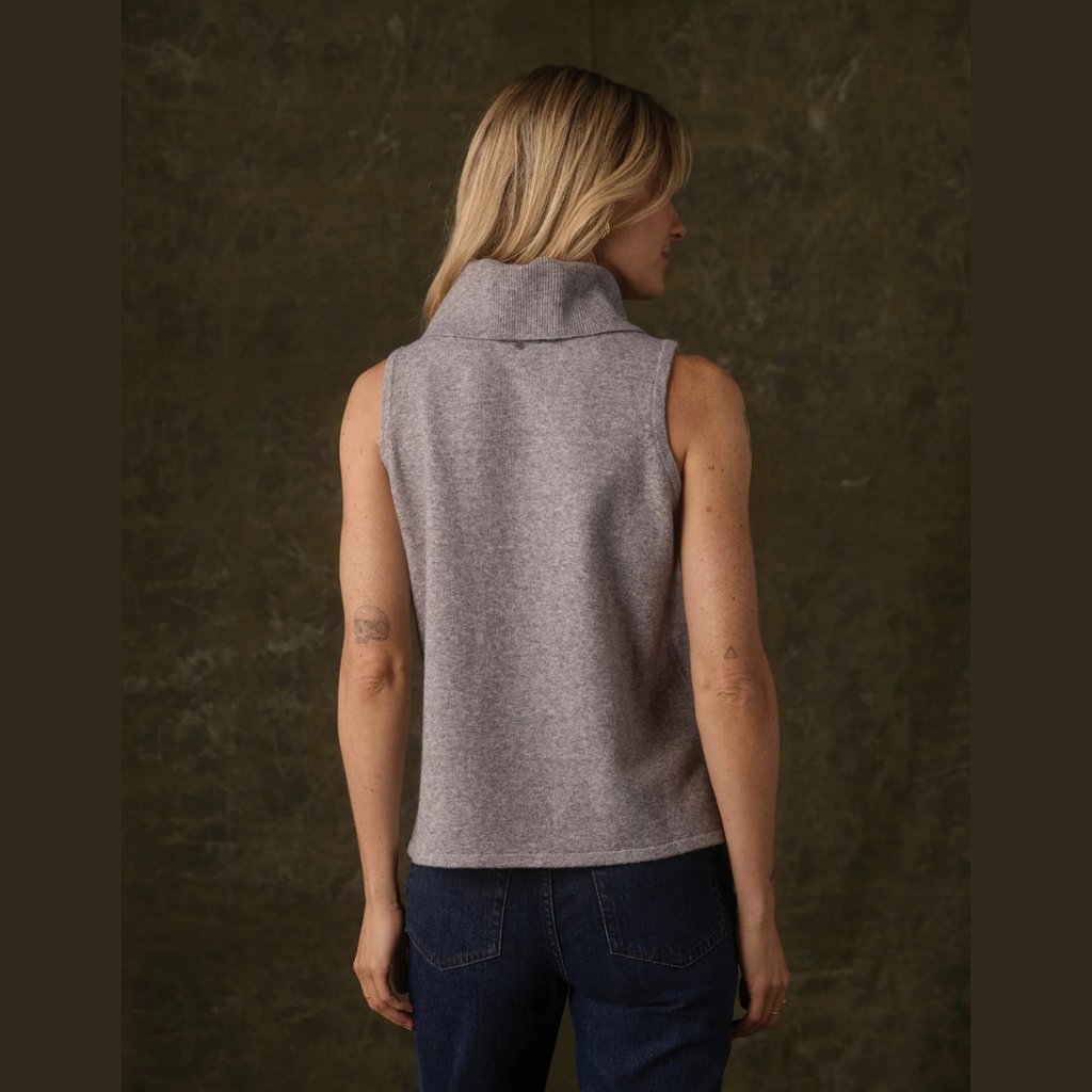 Arvada Hi-Neck Sweater Tank in Heather Grey