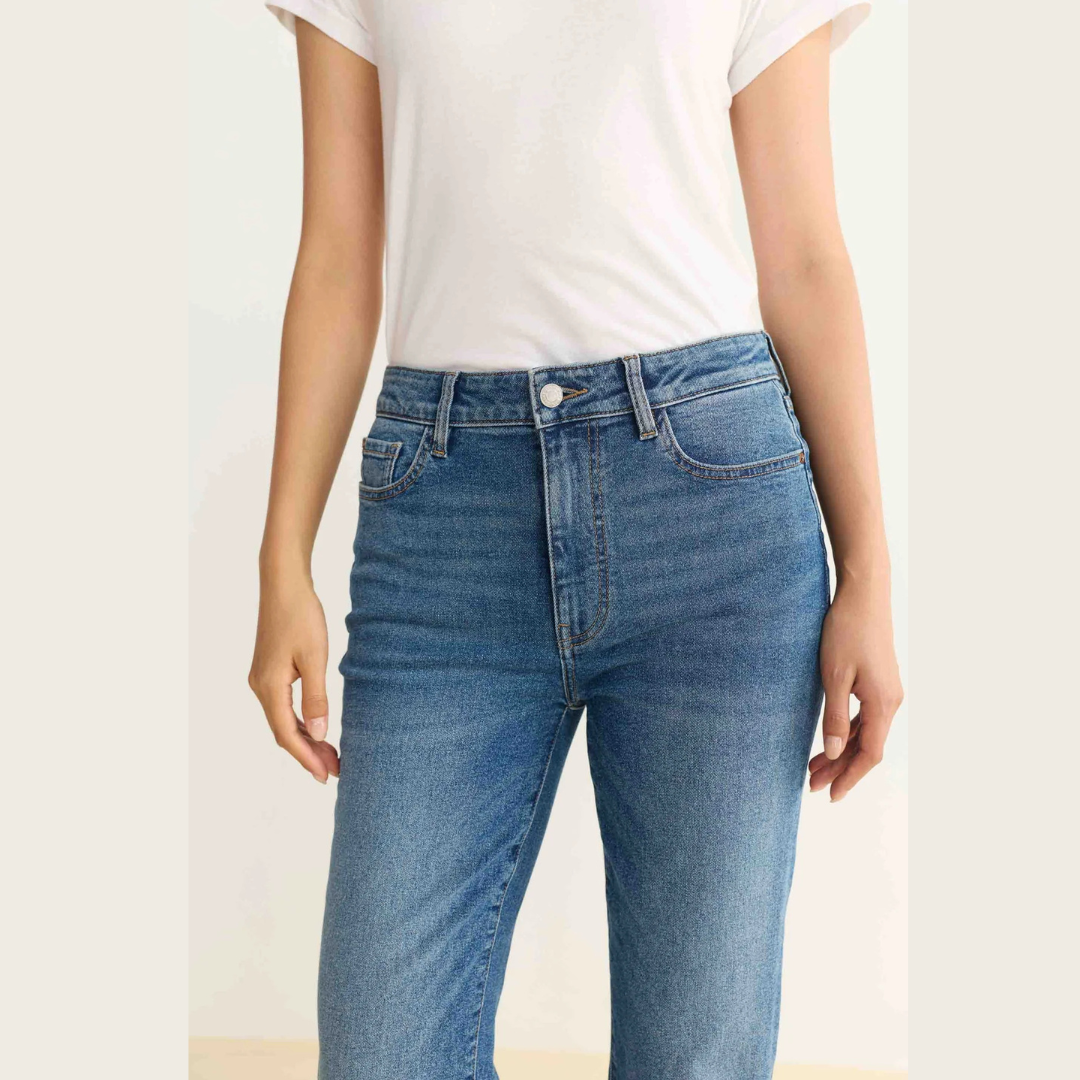 NAO - High Rise Bootcut 26" Inseam