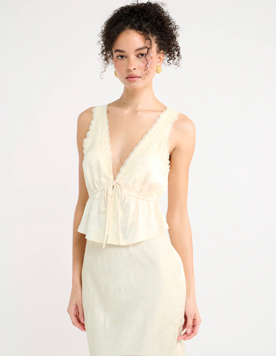 Lady Lace Top